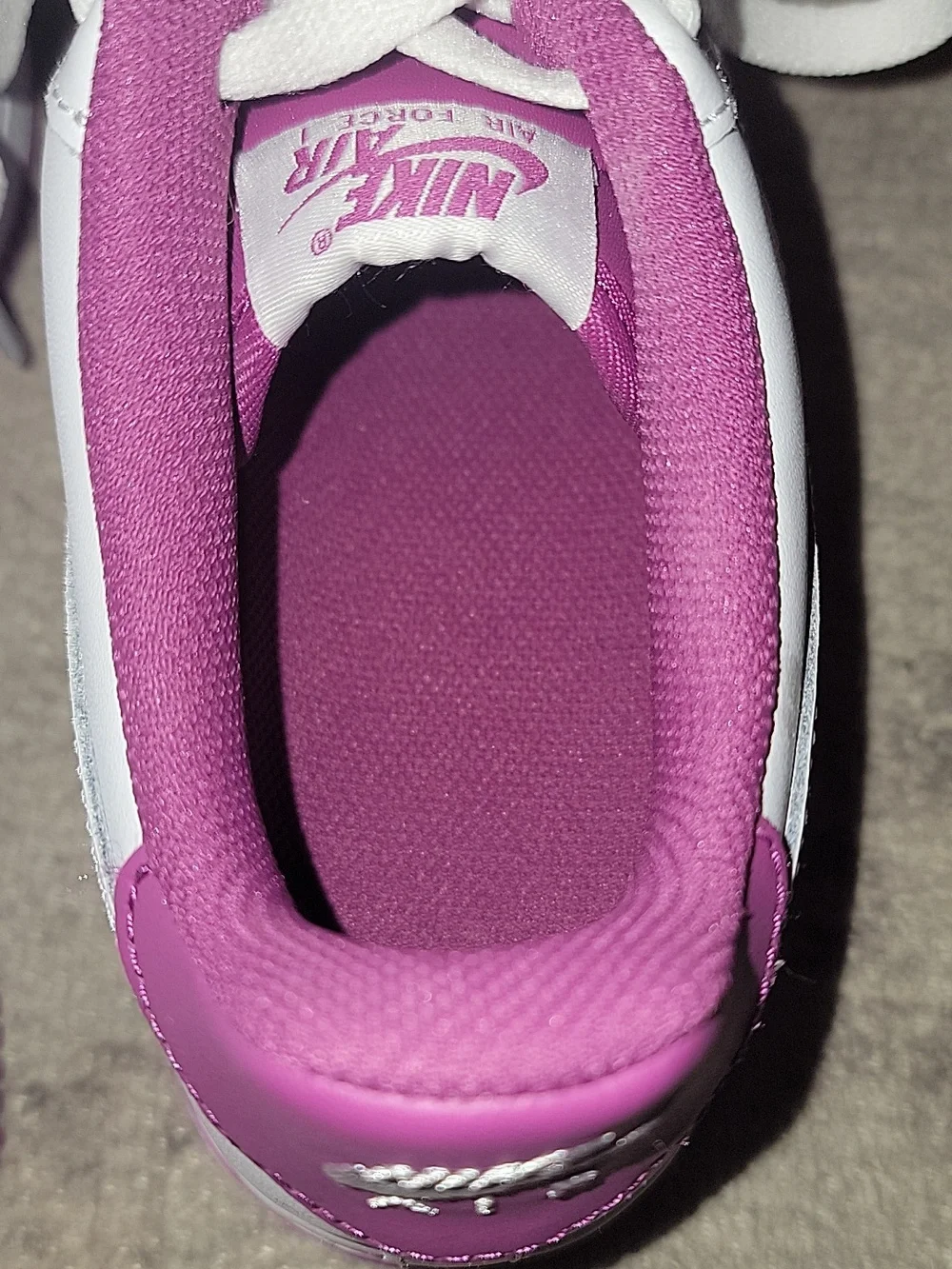 Nike Air Force 1 Low White & Magenta Sneakers Youth/Women~Size 6Y~New W/O Box